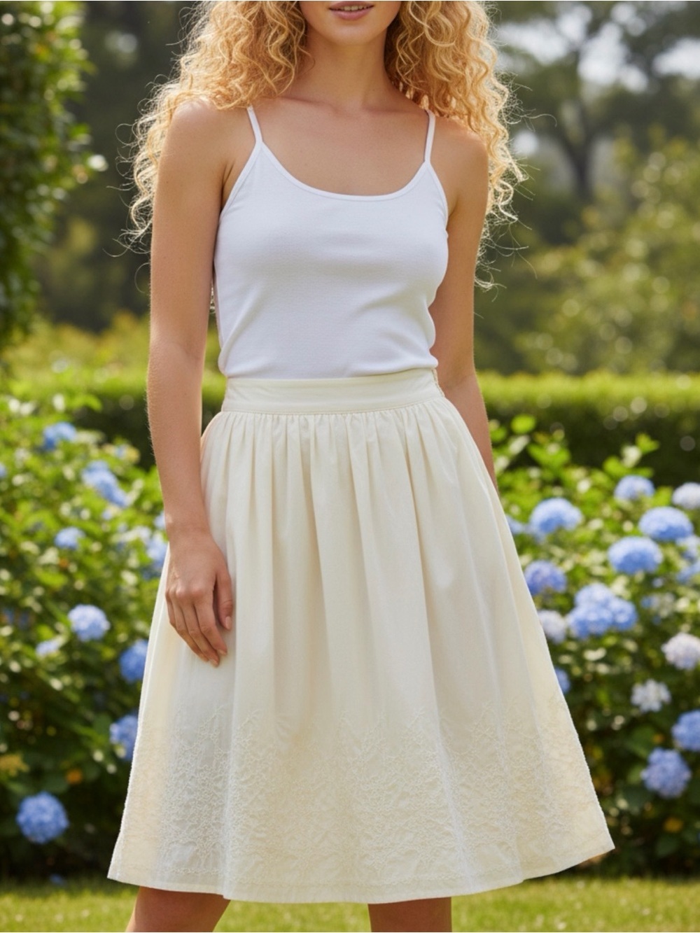 NWOT-Classic Cream A-Line Embroidered Women's Skirt